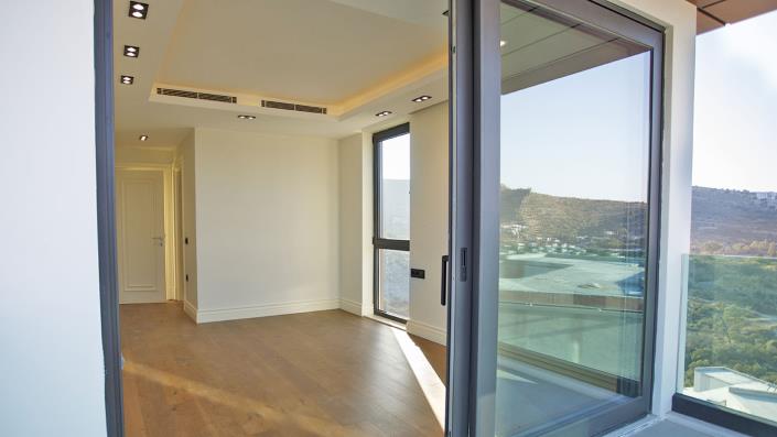 Image No.18-6 Bed Villa for sale