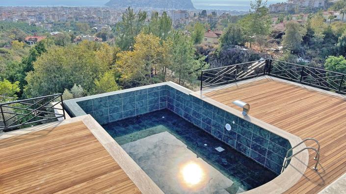 Image No.9-5 Bed Villa for sale