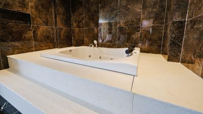 SELECT-SOCIAL-AREA-18