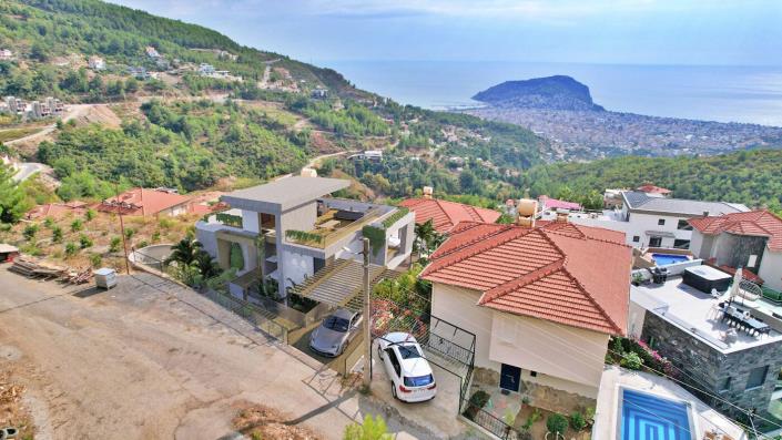 Image No.5-4 Bed Villa / Detached for sale