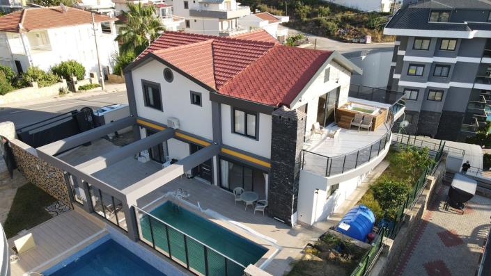 Image No.3-5 Bed Villa / Detached for sale