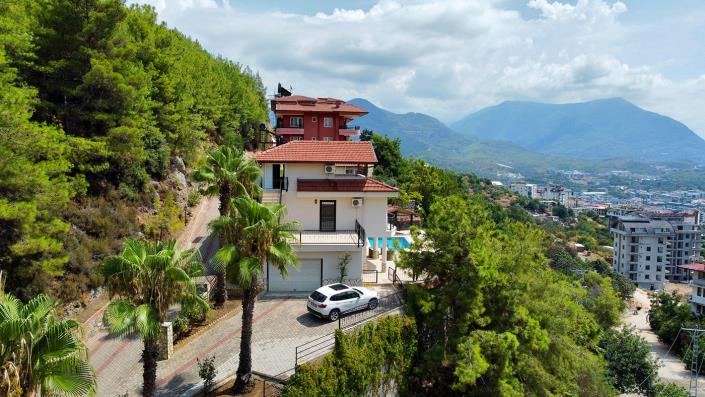 Image No.6-4 Bed Villa / Detached for sale