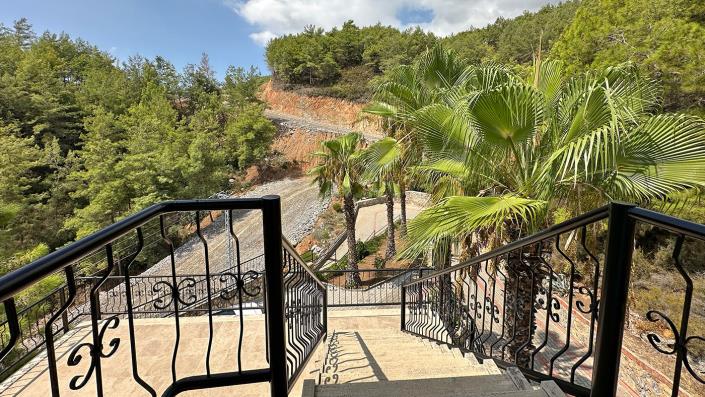 Image No.33-4 Bed Villa / Detached for sale