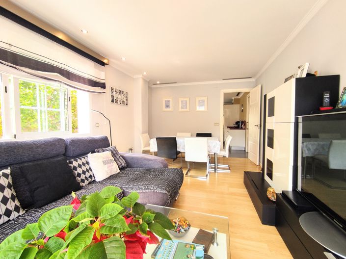 Image No.17-5 Bed Villa for sale