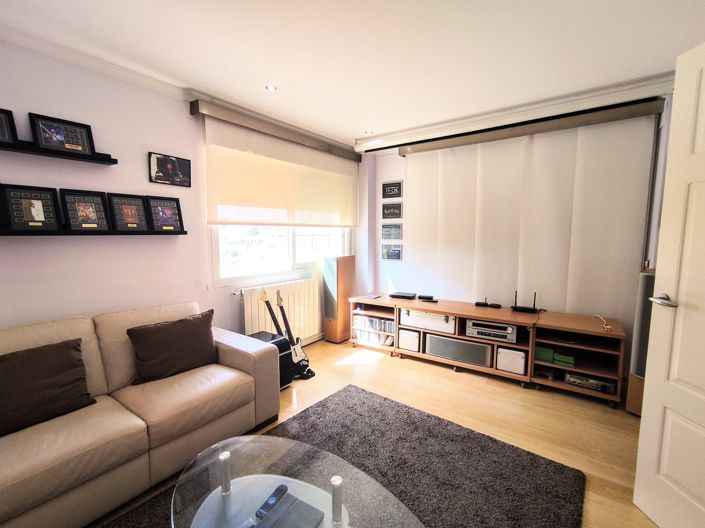 Image No.33-5 Bed Villa for sale