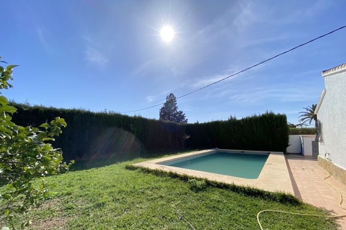 Image No.17-8 Bed Villa for sale