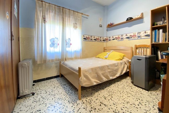 Image No.34-8 Bed Villa for sale