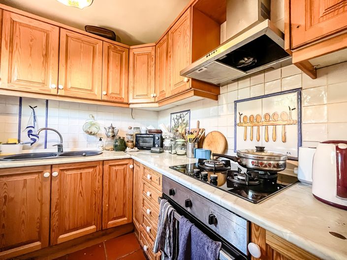 Image No.37-12 Bed Villa for sale