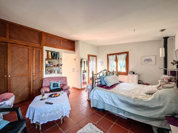 Image No.38-12 Bed Villa for sale