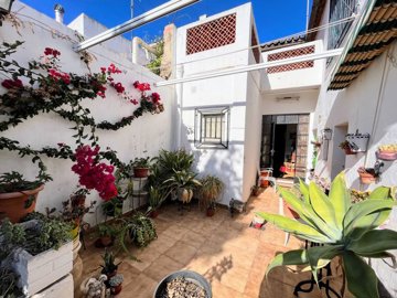 1 - Sagra, Townhouse