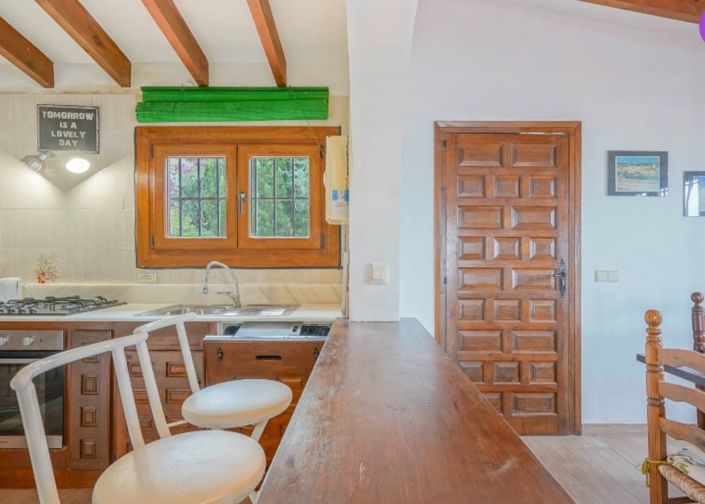 Image No.17-5 Bed Villa for sale