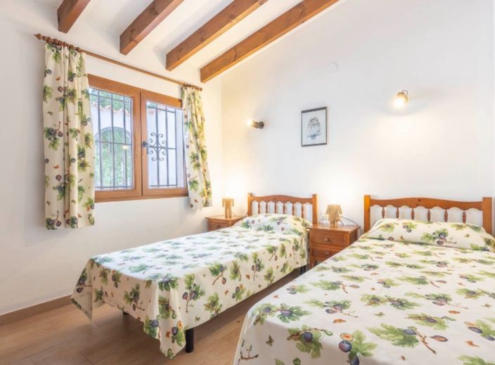 Image No.26-5 Bed Villa for sale