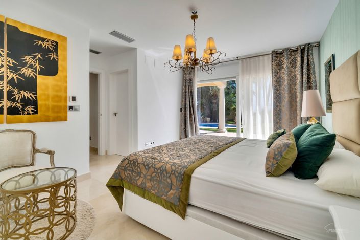 Image No.10-4 Bed Villa for sale