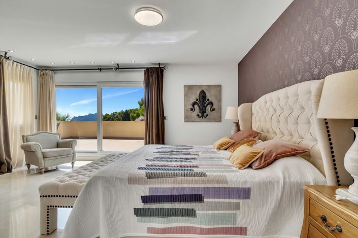 Image No.15-4 Bed Villa for sale