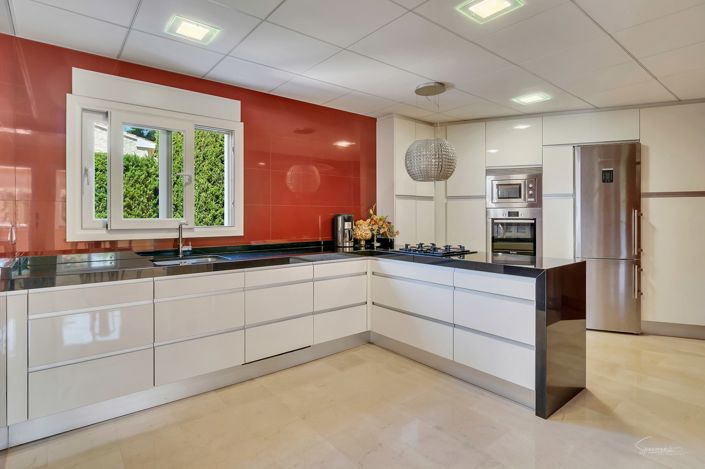 Image No.5-4 Bed Villa for sale