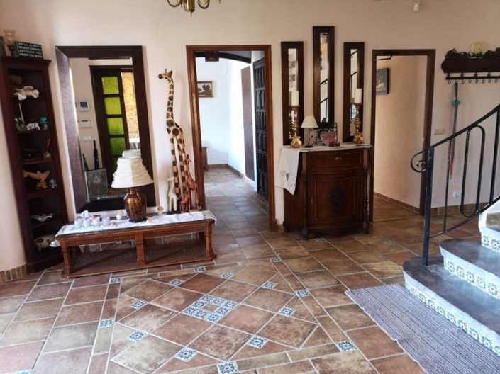 Image No.10-7 Bed Villa for sale