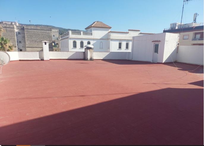 Image No.18-5 Bed Townhouse for sale