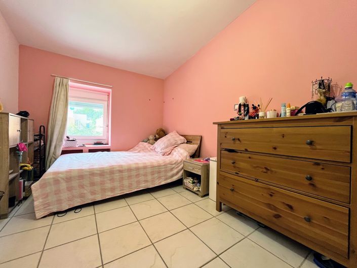 Image No.16-5 Bed Townhouse for sale