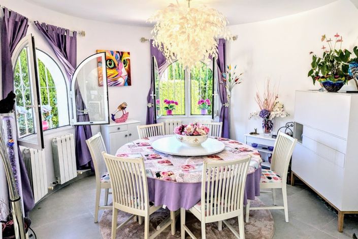 Image No.7-4 Bed Villa for sale