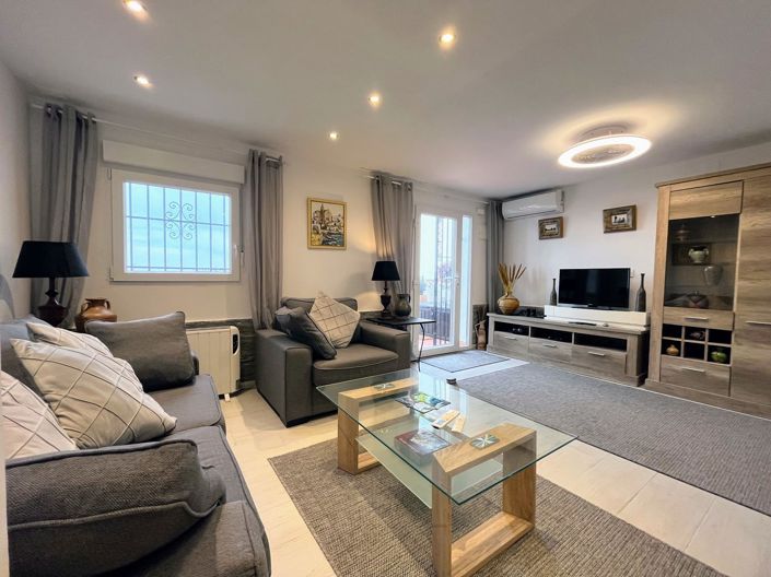 Image No.3-2 Bed Property for sale