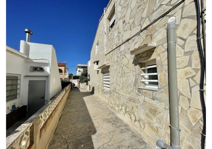 Image No.15-7 Bed Villa for sale