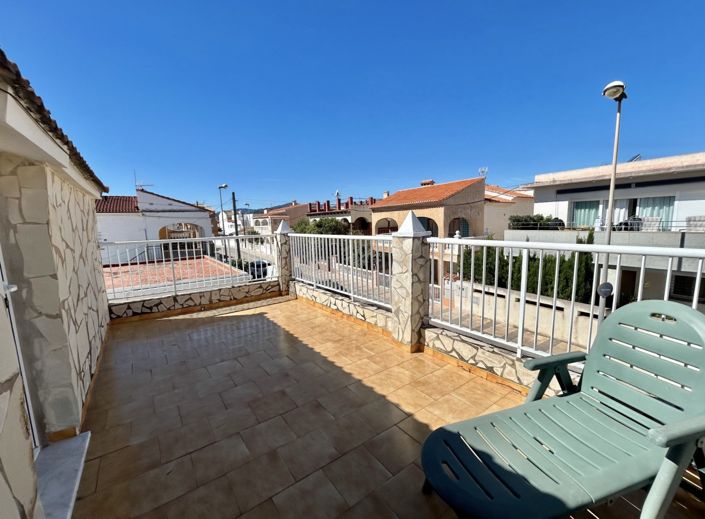 Image No.37-7 Bed Villa for sale