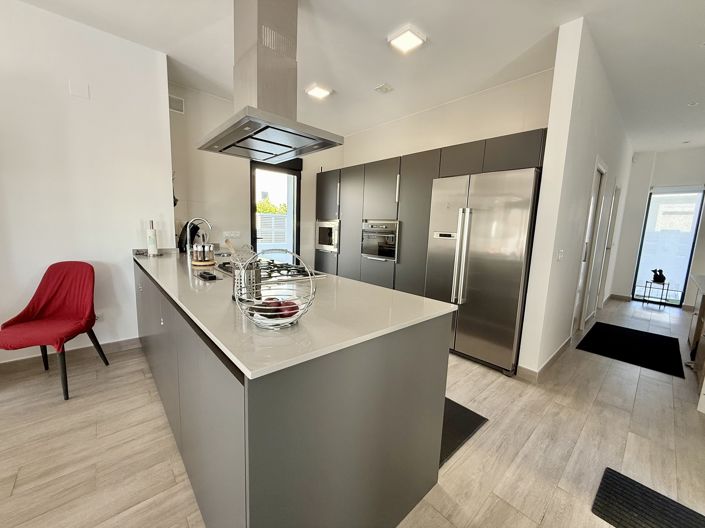 Image No.4-3 Bed Villa for sale