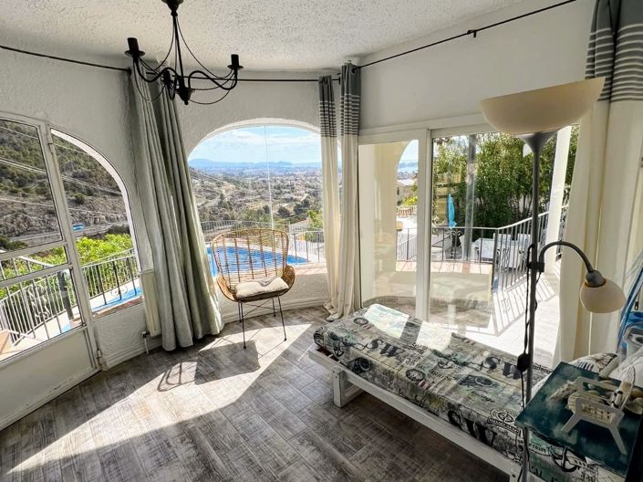 Image No.9-5 Bed Villa for sale