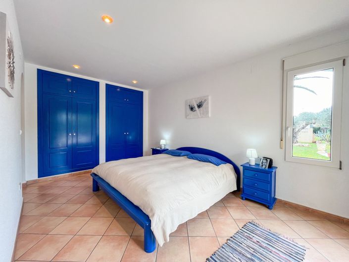 Image No.10-3 Bed Villa for sale