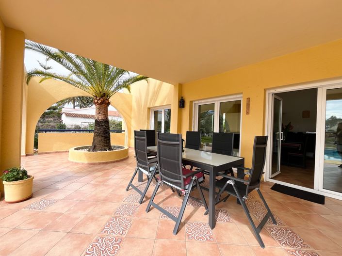 Image No.20-3 Bed Villa for sale