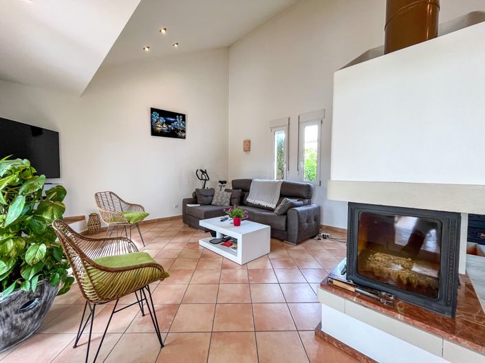 Image No.4-3 Bed Villa for sale