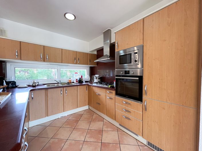 Image No.7-3 Bed Villa for sale