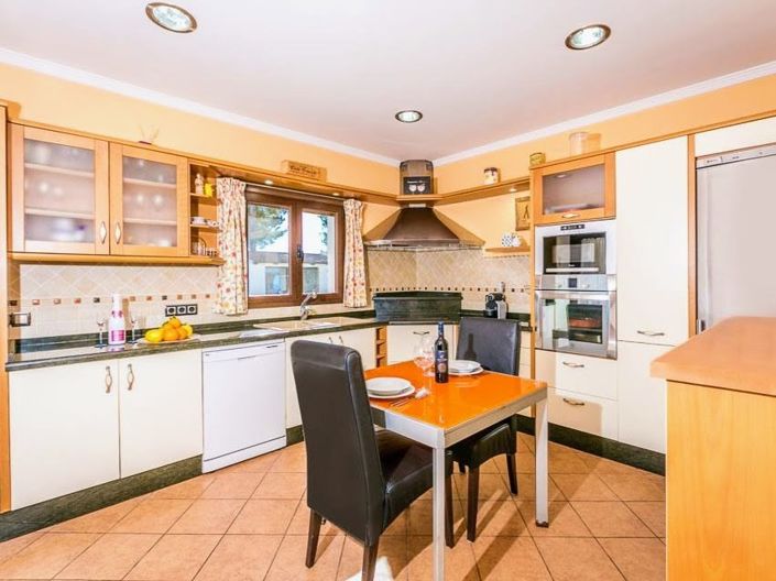 Image No.11-4 Bed Villa for sale