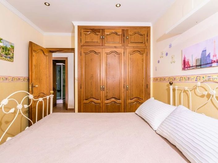 Image No.15-4 Bed Villa for sale