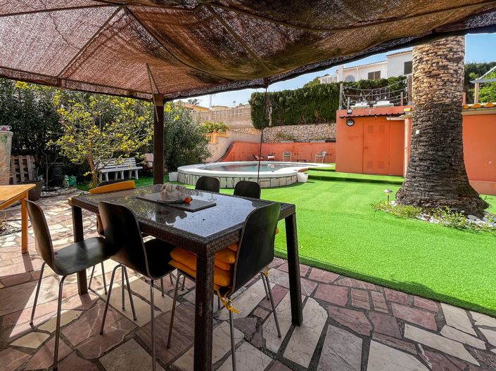 Image No.18-3 Bed Villa for sale