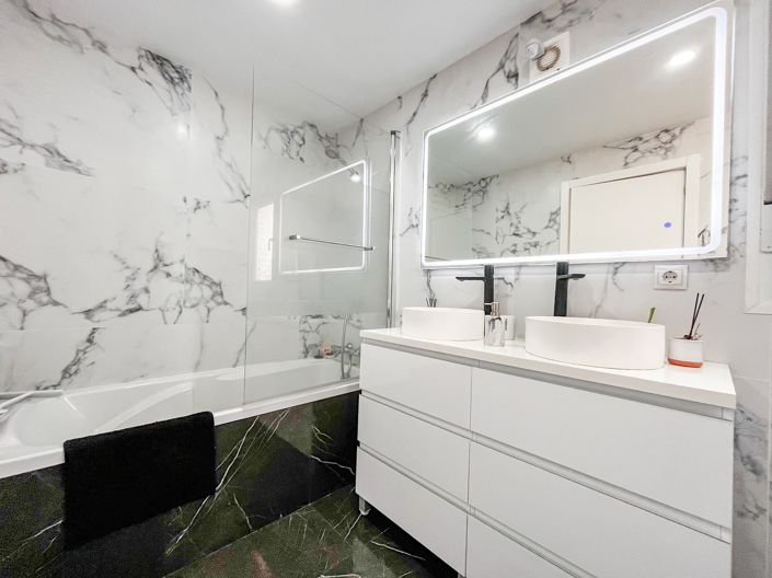 Image No.9-3 Bed Villa for sale