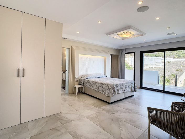 Image No.13-4 Bed Villa for sale