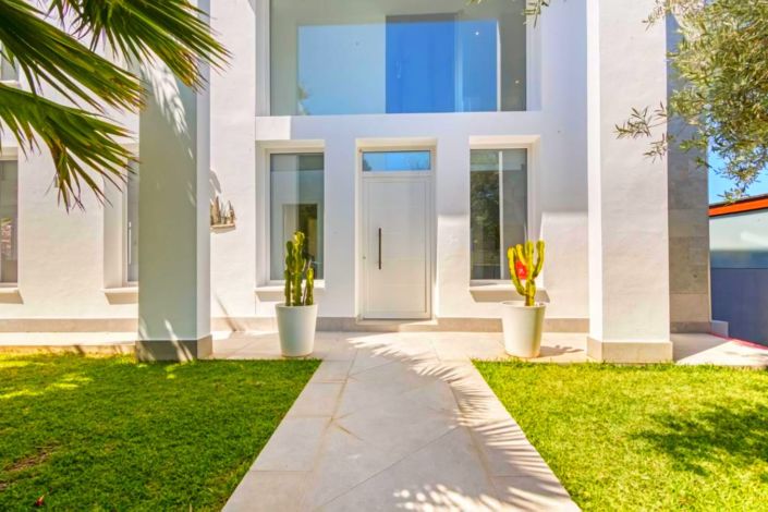 Image No.20-5 Bed Villa for sale