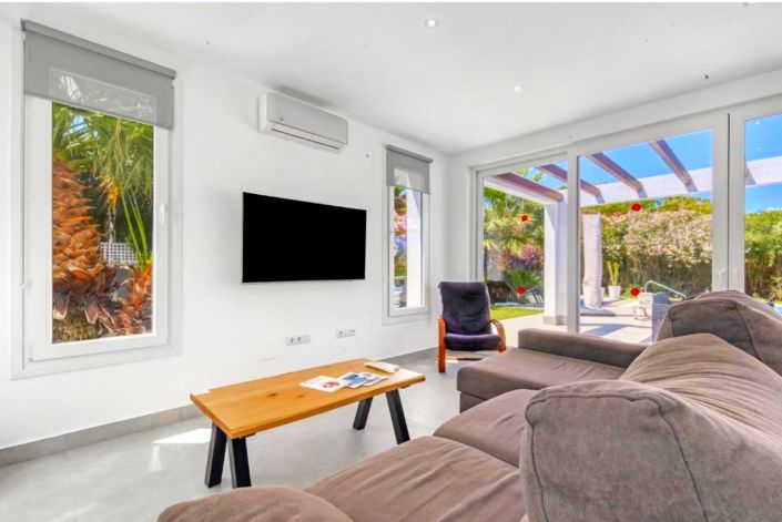 Image No.7-5 Bed Villa for sale