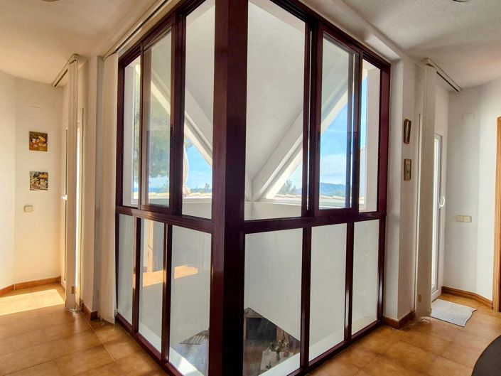 Image No.14-4 Bed Villa for sale