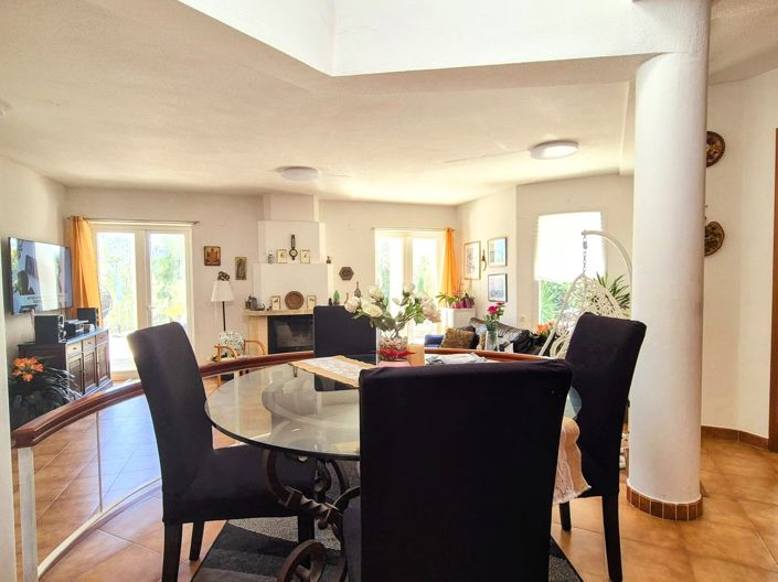 Image No.5-4 Bed Villa for sale