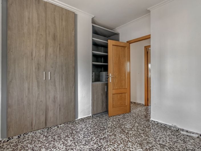 Image No.14-4 Bed Villa for sale