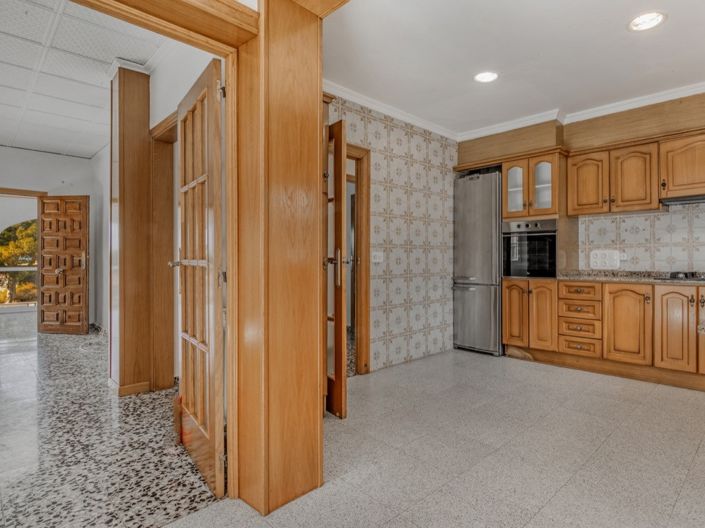 Image No.6-4 Bed Villa for sale