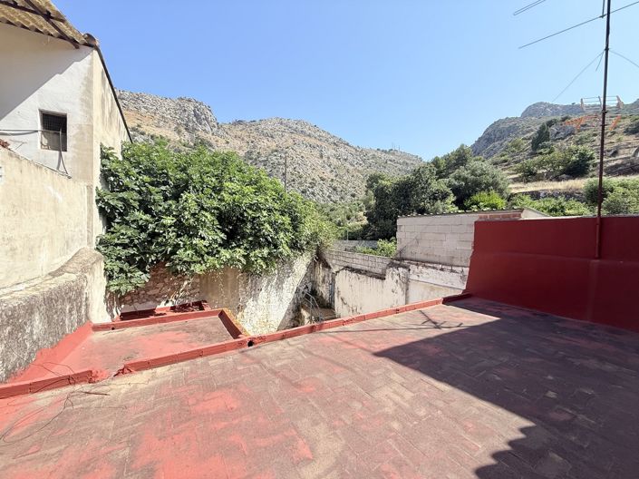 Image No.15-3 Bed Townhouse for sale