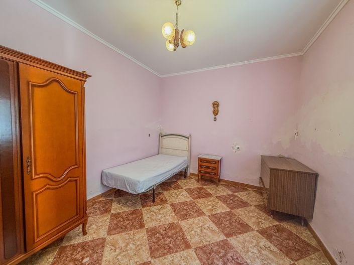 Image No.6-3 Bed Townhouse for sale