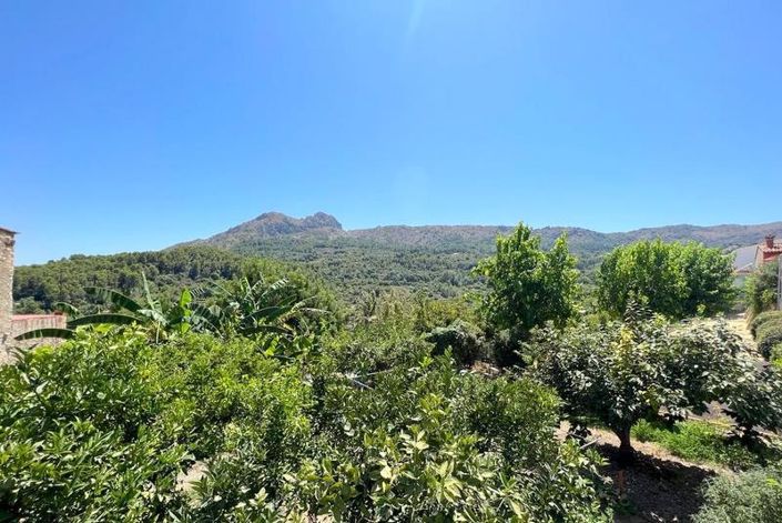 Image No.21-5 Bed Townhouse for sale