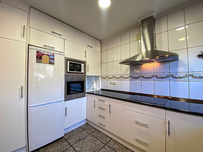 Image No.8-5 Bed Townhouse for sale