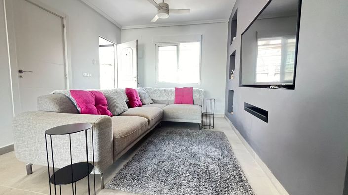 Image No.22-3 Bed Townhouse for sale