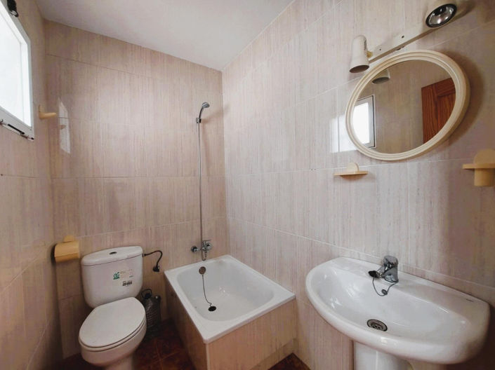 Image No.17-3 Bed Villa for sale