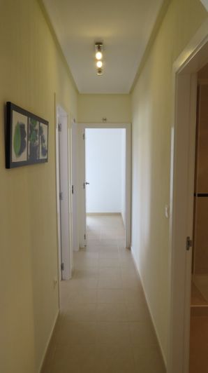 Image No.25-3 Bed Apartment for sale